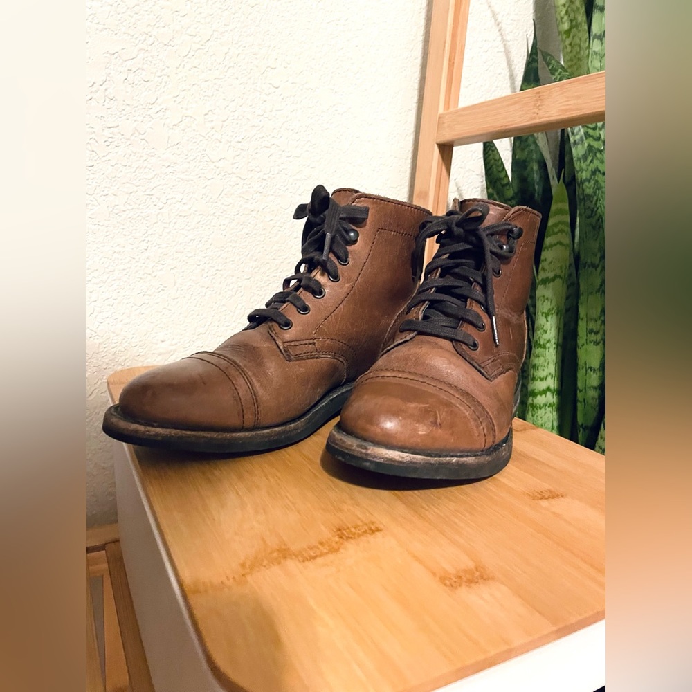 Thursday Boot Co. Captain Boot in Natural Leather. Women’s 6.5